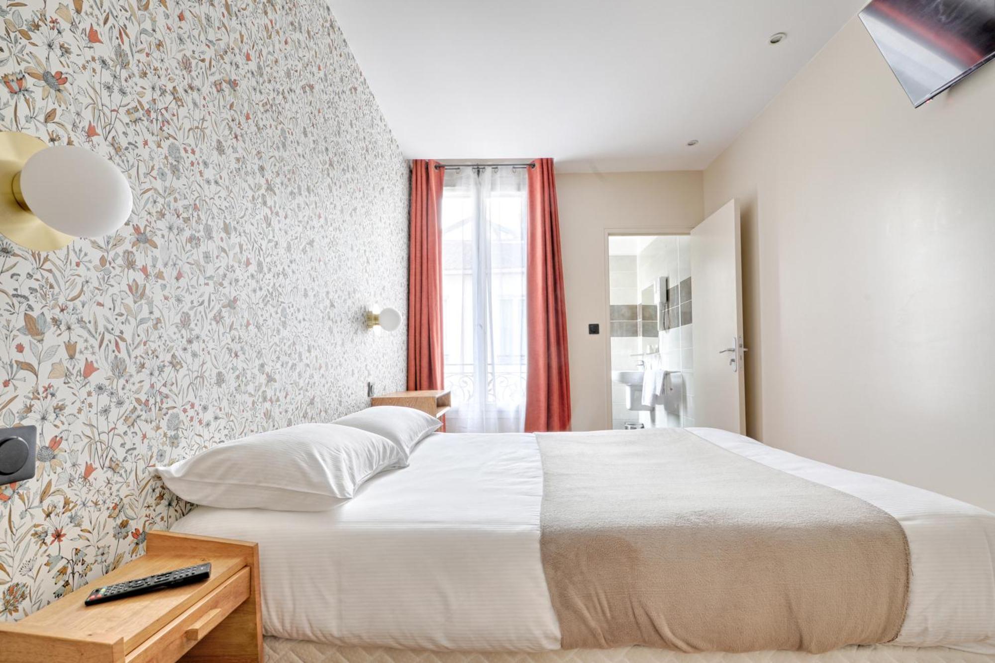 Le Florus Hotel Montrouge Exterior photo