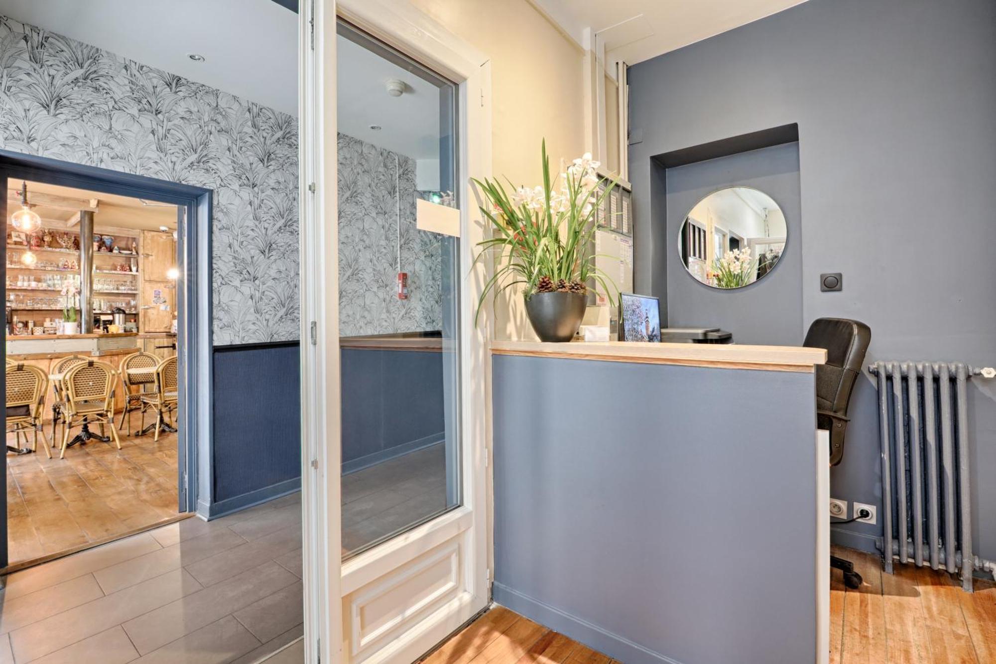Le Florus Hotel Montrouge Exterior photo